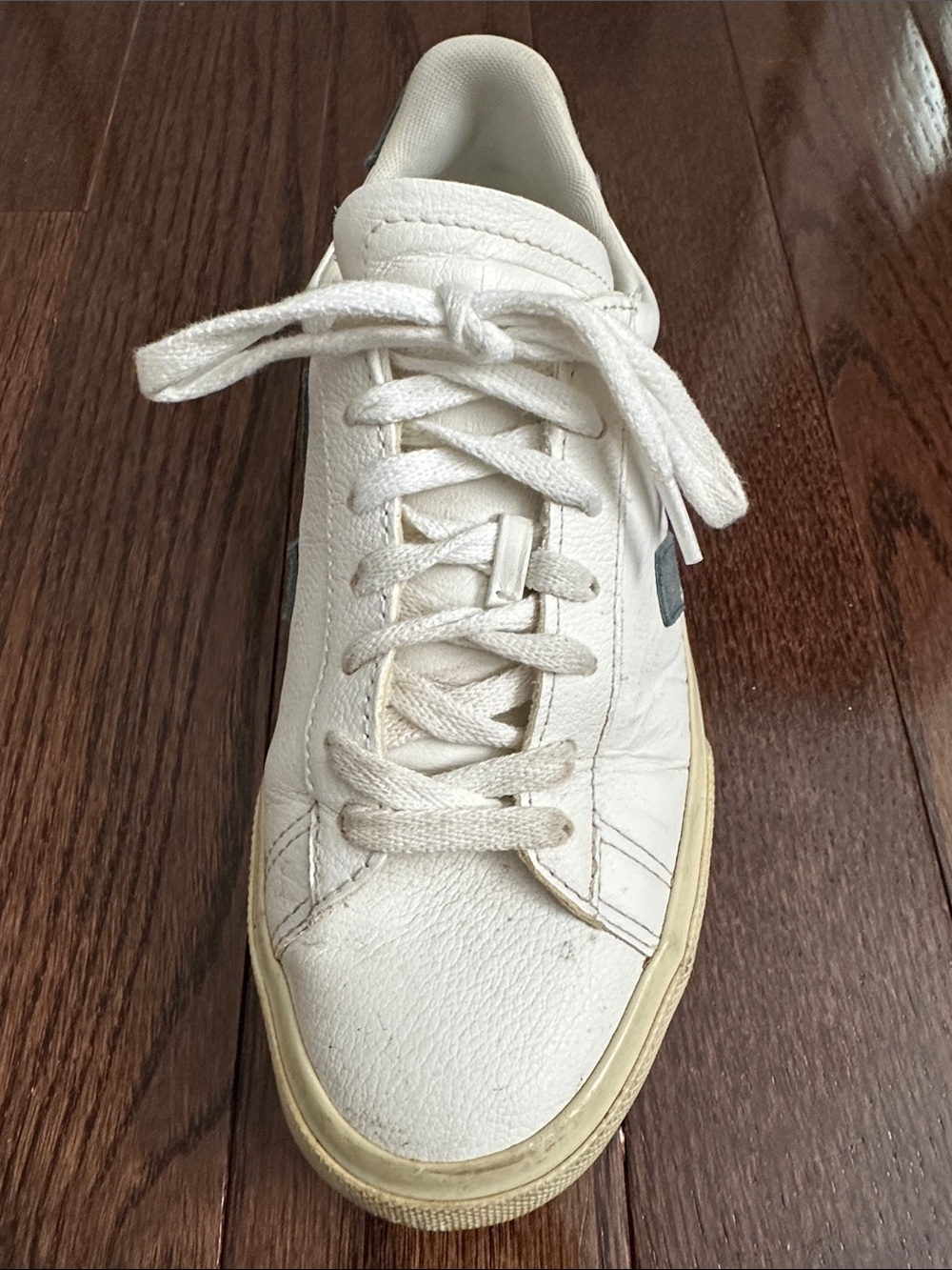 Veja White Leather Sneakers with Blue-Green V Accent. Size 7 - Picture 4 of 11